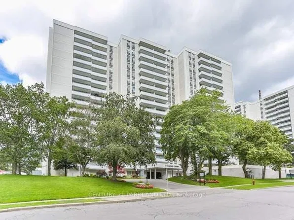 10 Parkway Forest Dr, Toronto, ON