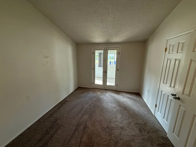 19021 Avenue Of The Oaks — Photo 11