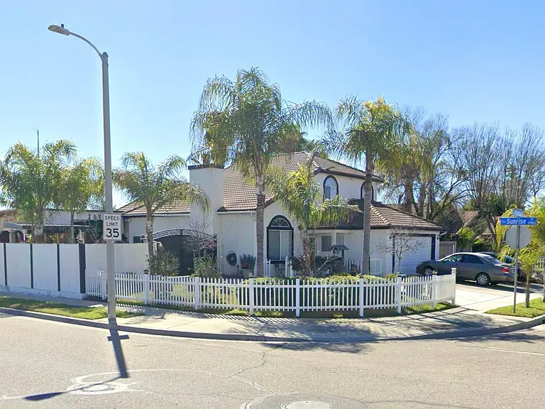 1799 Henshaw Ave — Photo 2