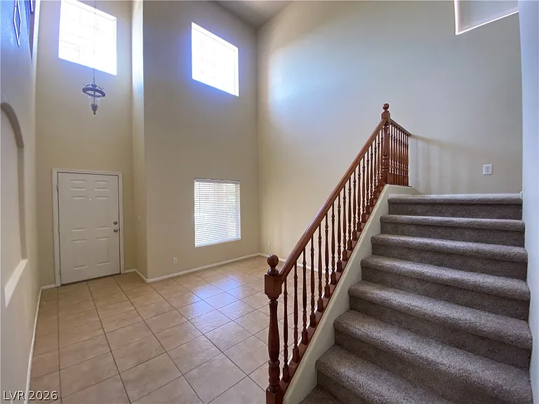 5980 Fidenza Ave — Photo 6