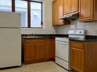 2040 W 10th St #1, Brooklyn, NY 11223