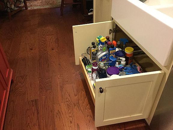 Pull out drawer under sink