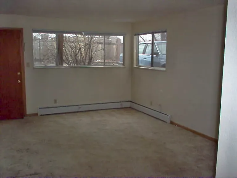 2523 N Garfield Ave — Photo 9