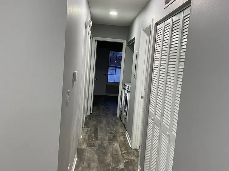 781 Wellington Ave — Photo 9