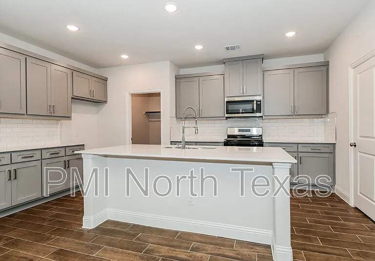 3112 Cordelia Dr — Photo 10