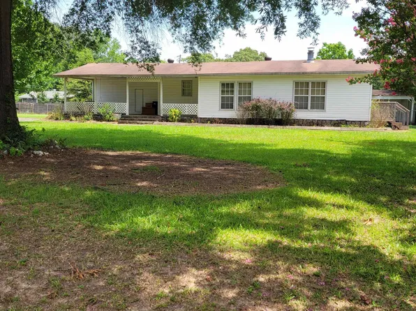 14422 Overstreet Rd, Maumelle, AR 72113
