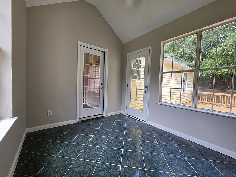 503 Dunwoody Dr — Photo 21