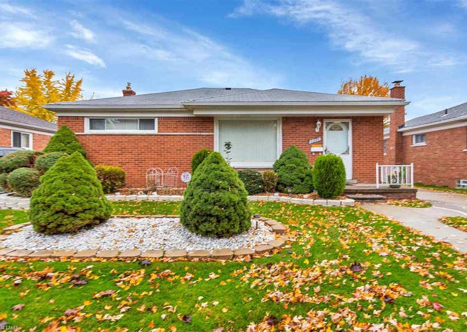 1st image of 23013 Playview St