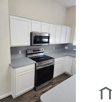 2525 Johnson Dr — Photo 6