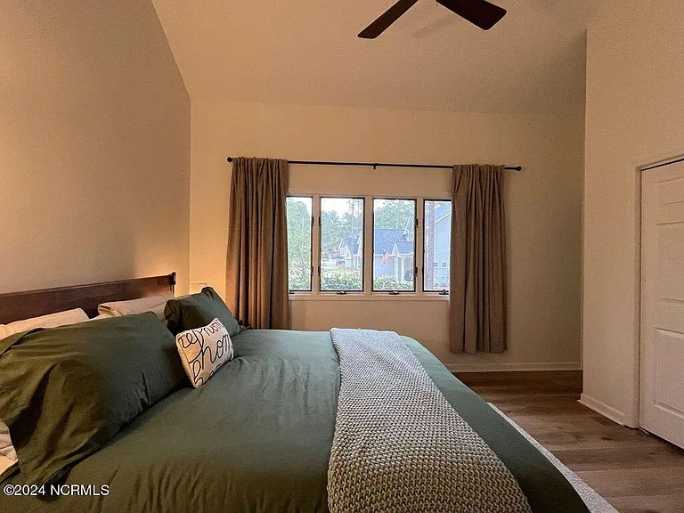220 Drumar Ct — Photo 23