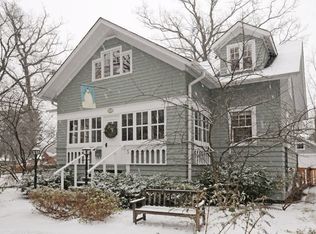 5 Sylvan Rd, Lake Bluff, IL 60044