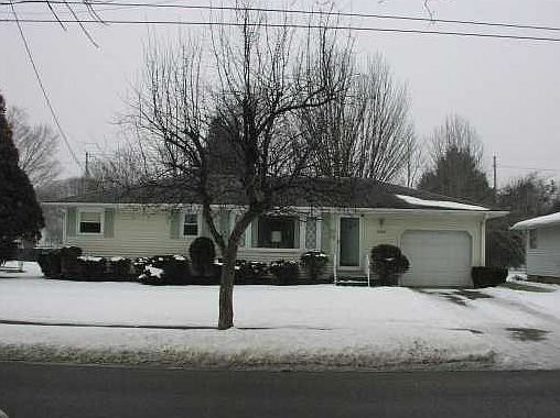 1st image of 10015 Martin Ave