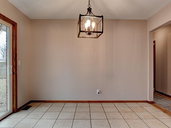 5th image of 7300 Acorn Dr