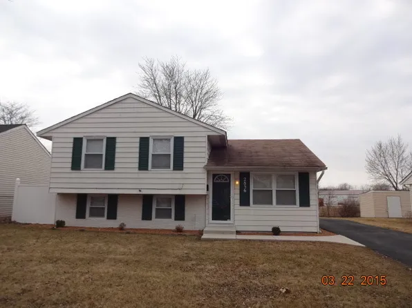 2856 Nichols Dr, Sauk Village, IL 60411