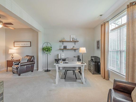 4th image of 1669 New Haven Pl