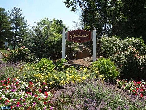 2nd image of 6410 Hilltop Dr #64