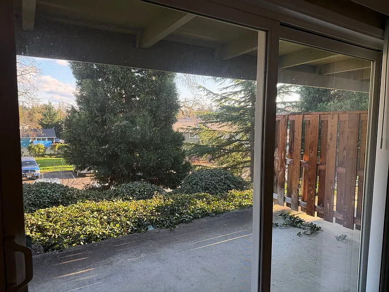 4520 SE Ina Ave — Photo 9