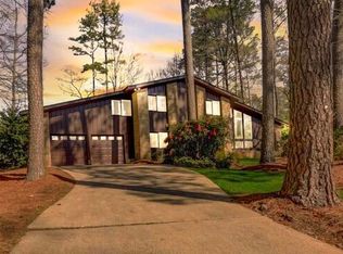 1604 Westhaven Dr, Raleigh, NC 27607