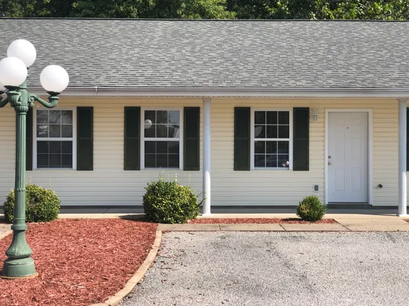 607 Old Creal Springs Apt C, 605 1/2 Old Creal Springs Rd #607-C, Marion, IL 62959