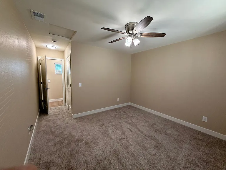 Montebello Villas — Photo 39