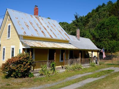 90 East Street, Lyndonville, VT, 05851