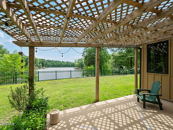 14th image of this home