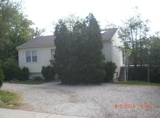 1001 Boston Neck Rd, Narragansett, RI 02882