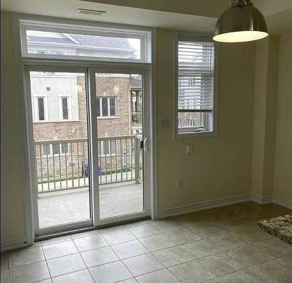 4141 Palermo Cmn — Photo 5
