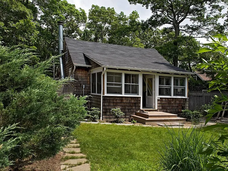Harbor View Ln — Photo 20