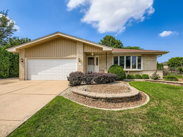 9100 Oakwood Dr, Tinley Park, IL 60487