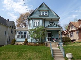 135 Alpine St, Dubuque, IA 52001