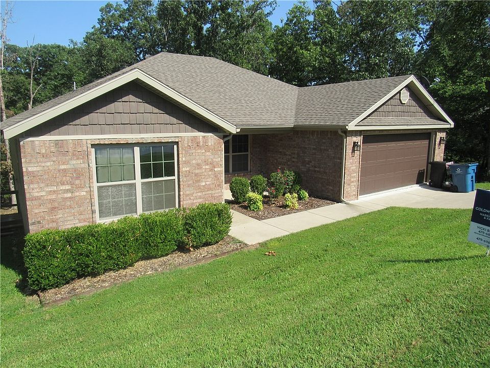 1st image of 18 Marionet Cir