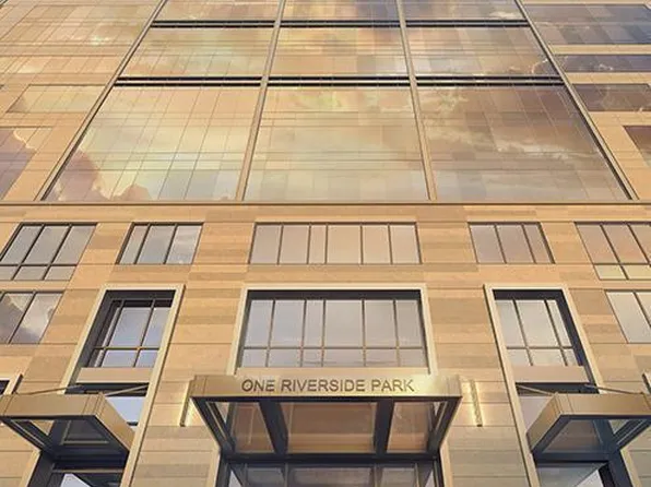 50 Riverside Boulevard image 1 of 19