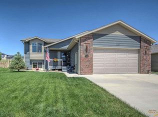 3100 New England St, Rapid City, SD 57703