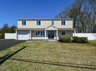 53 Betty Ann Dr, South Setauket, NY 11720