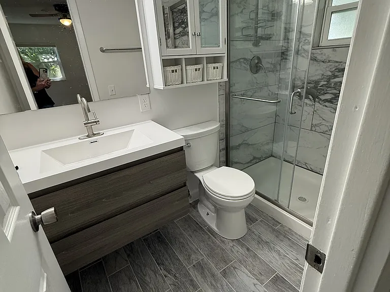 1105 Morse Ave — Photo 6
