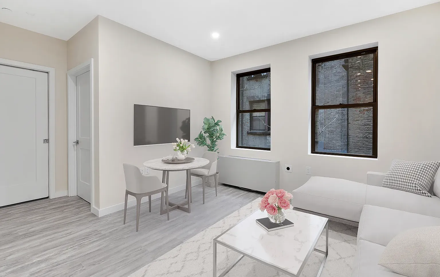 125 West 16th Street — Photo 1