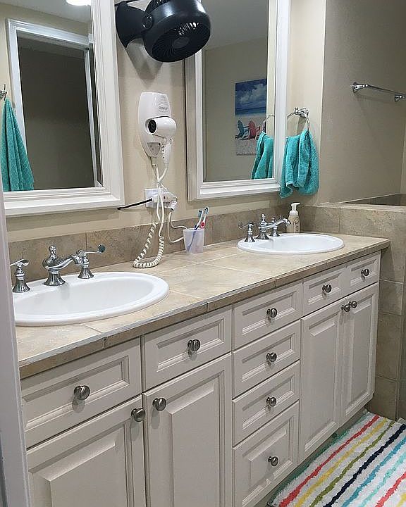 1st image of 10 Portofino Dr