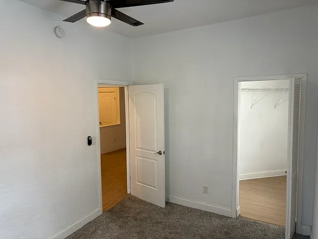 408 S Riverside Dr #5 — Photo 21