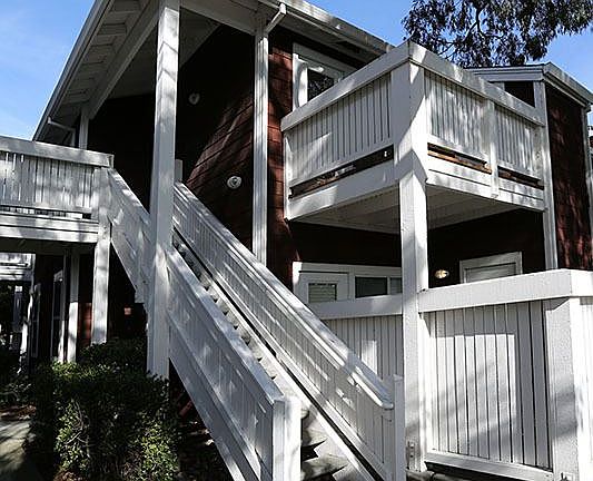 2nd image of 18 Bayside Ct