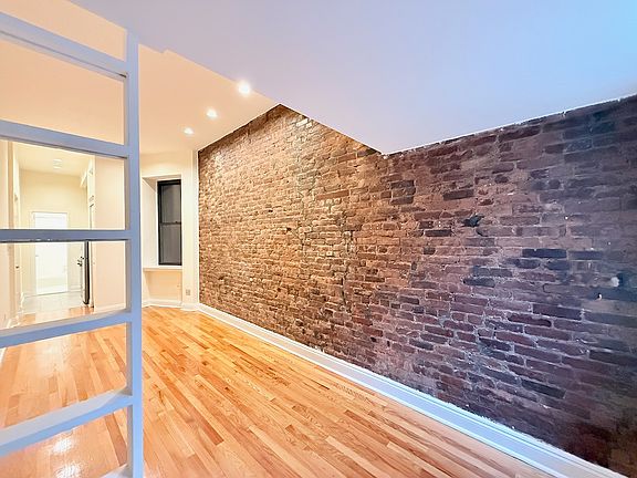 4th image of 316 E 34th St APT 1A