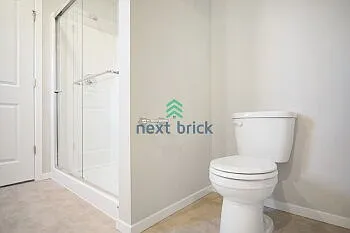 4209 Savannah Loop NE — Photo 21