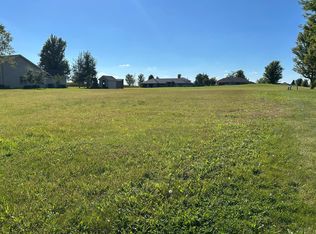 703 Simplicity Dr, Ellendale, MN 56026