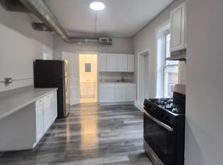 2219 S Oakley Ave #1F, Chicago, IL 60608