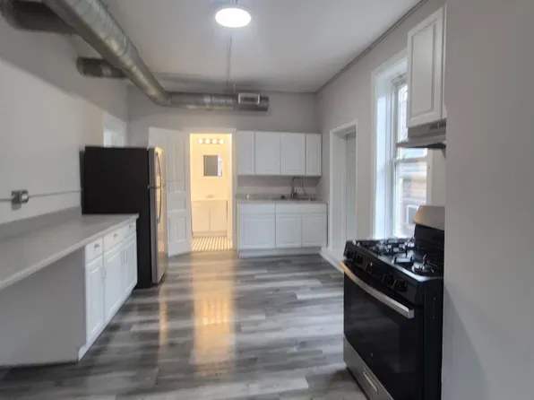 2219 S Oakley Ave #1F, Chicago, IL 60608