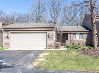 421 Woodgrove Dr #44, Ann Arbor, MI 48103