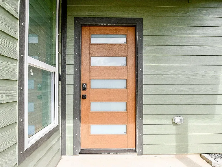 4101 Victoria Ave #B — Photo 3