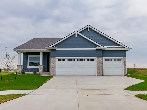 1785 SW Sienna Ct, Grimes, IA 50111
