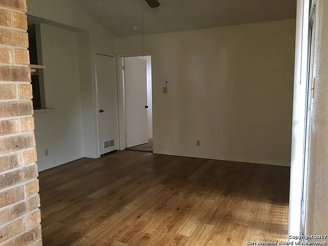 2 bed, 2.0 bath, 1012 sqft, $1,225 — Photo 3