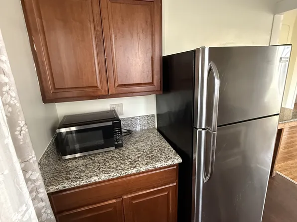 2678 Menlo Ave, Los Angeles, CA 90007